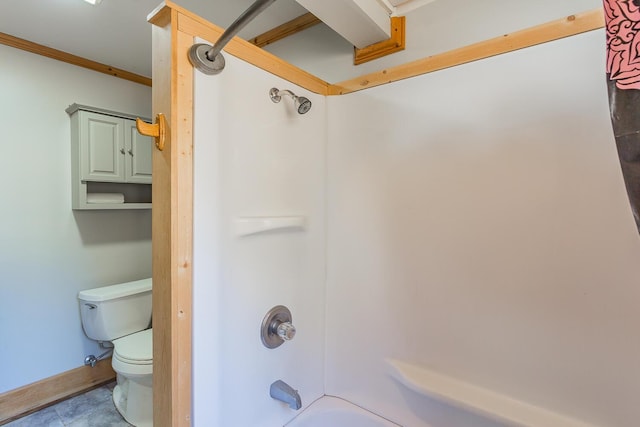 209 Tremont St, Chattanooga, TN 37405 - bathroom with  shower combination, toilet, baseboards, and ornamental molding