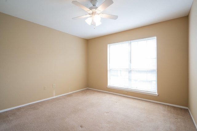 900 Mountain Creek Rd # 363, Chattanooga, TN 37405 - empty room with light colored carpet, baseboards, and a ceiling fan