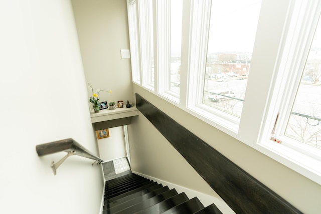 295 W 19th St, Chattanooga, TN 37408 - view of stairs