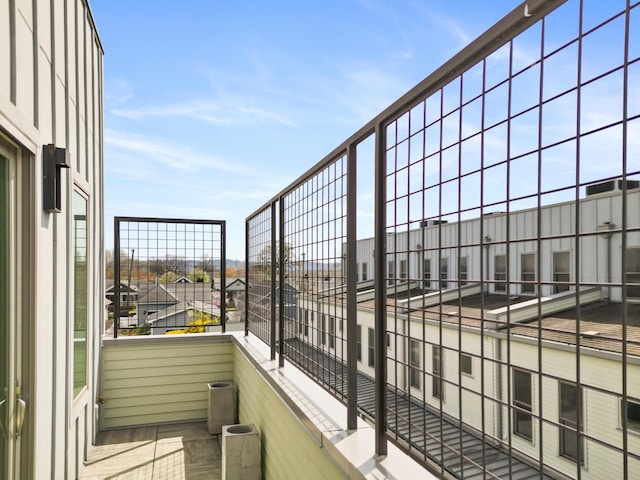 295 W 19th St, Chattanooga, TN 37408 - view of balcony