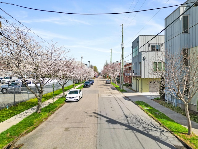 295 W 19th St, Chattanooga, TN 37408 - view of street with curbs, sidewalks, and a residential view
