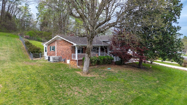 7004 Lystra Rd, Harrison, TN 37341 - single story home featuring brick siding and covered porch