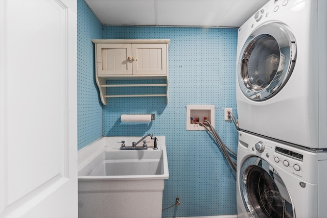 7004 Lystra Rd, Harrison, TN 37341 - laundry area with estacked washer and dryer