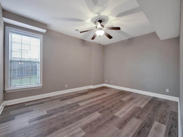 7954 Burgundy Cir Unit 91, Chattanooga, TN 37421 - unfurnished room featuring baseboards, visible vents, ceiling fan, and wood finished floors