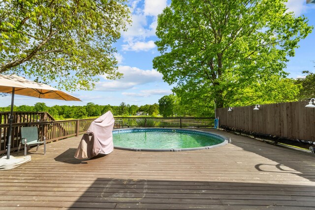 204 Lake Haven Dr, Soddy Daisy, TN 37379 - view of pool featuring a deck