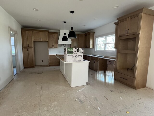 581 Benson Dr, Chattanooga, TN 37412 - kitchen featuring a kitchen island, pendant lighting, custom range hood, and recessed lighting