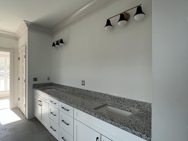 581 Benson Dr, Chattanooga, TN 37412 - full bathroom featuring double vanity