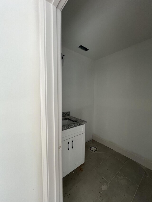 581 Benson Dr, Chattanooga, TN 37412 - bathroom featuring vanity and baseboards