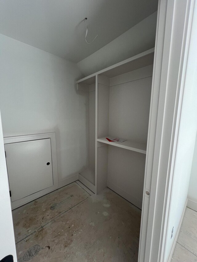 581 Benson Dr, Chattanooga, TN 37412 - view of spacious closet