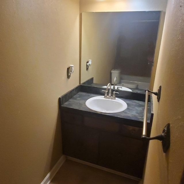 1603 Lisa Lynn Dr, Hixson, TN 37343 - bathroom featuring vanity