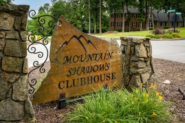 9215 Smokewood Trl, Chattanooga, TN 37421 - view of community / neighborhood sign