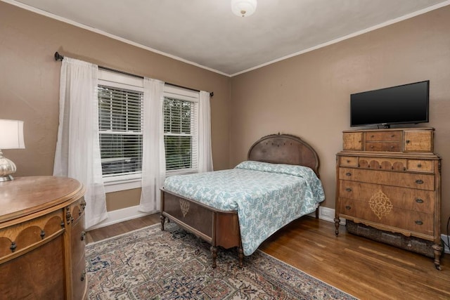 3308 Alta Vista Dr, Chattanooga, TN 37411 - bedroom with ornamental molding, baseboards, and wood finished floors