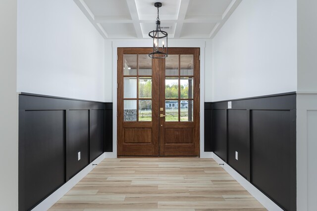 337 Hunter Trl, Trenton, GA 30752 - entryway featuring a wainscoted wall, beam ceiling, coffered ceiling, and a decorative wall