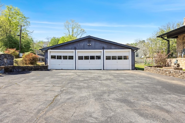 view of detached garage