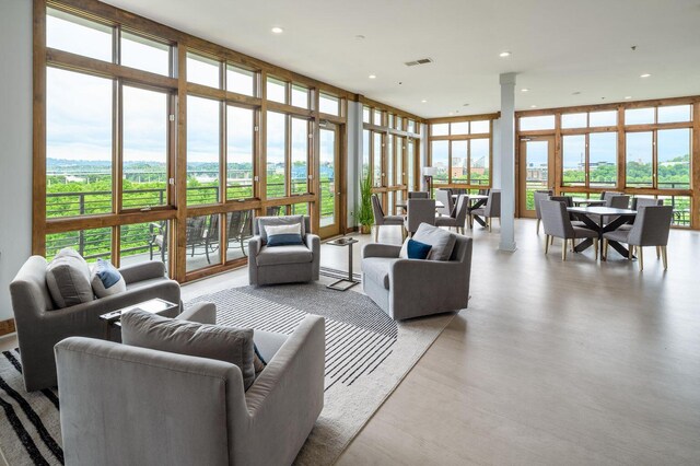 200 Manufacturers Rd Apt 428, Chattanooga, TN 37405 - lobby featuring expansive windows and recessed lighting