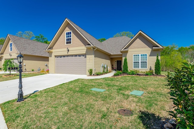 971 Jackson Mill Dr, Hixson, TN 37343 - view of front of home featuring driveway and a front lawn