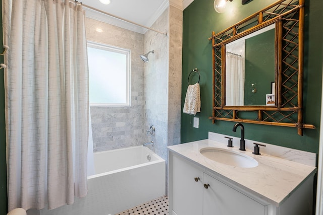 1209 Highland Dr, Chattanooga, TN 37405 - full bathroom with shower / tub combo with curtain, vanity, and crown molding