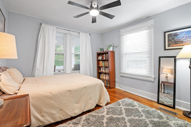 219 Martin Rd, Chattanooga, TN 37415 - bedroom featuring wood finished floors, baseboards, and a ceiling fan