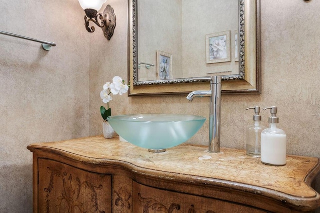 7111 River Run Dr, Chattanooga, TN 37416 - bathroom with vanity