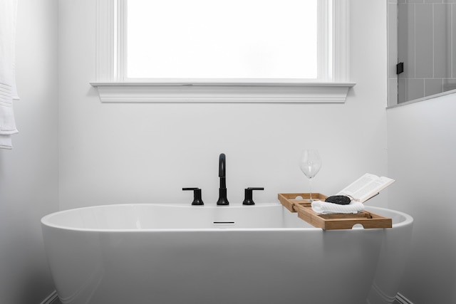 92 Lemonade St, Chattanooga, TN 37421 - bathroom with a freestanding bath