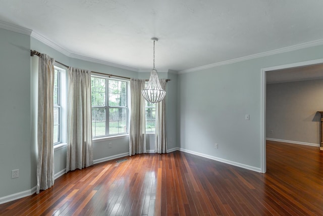 unfurnished dining area with crown molding, dark wood-type flooring, visible vents, a notable chandelier, and baseboards