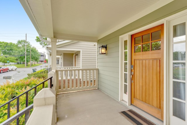 114 W 19th St, Chattanooga, TN 37408 - entrance to property featuring a porch
