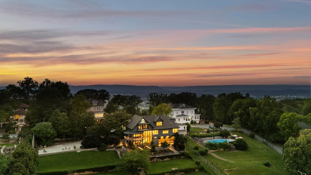 381 E View Dr, Chattanooga, TN 37404 - aerial view at dusk