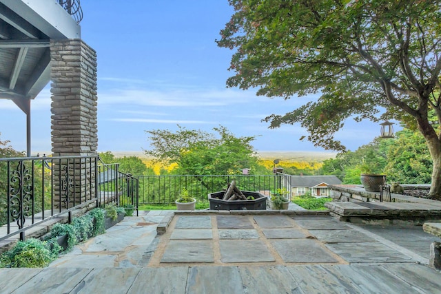 381 E View Dr, Chattanooga, TN 37404 - view of patio featuring an outdoor fire pit