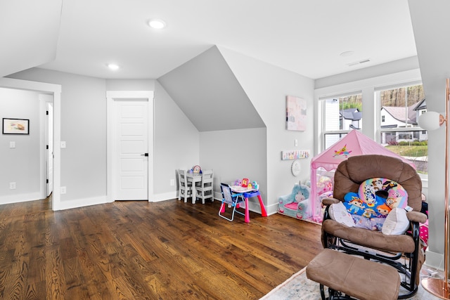 9876 Trestle Cir, Ooltewah, TN 37363 - rec room featuring vaulted ceiling, baseboards, wood finished floors, and recessed lighting