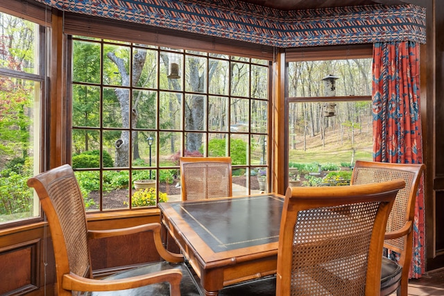 view of sunroom / solarium