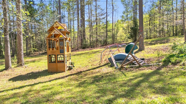 view of yard featuring a playground