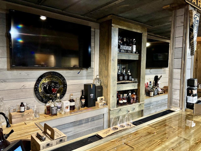 12237 Wildlife Pl, Soddy Daisy, TN 37379 - bar with a community bar and wood walls
