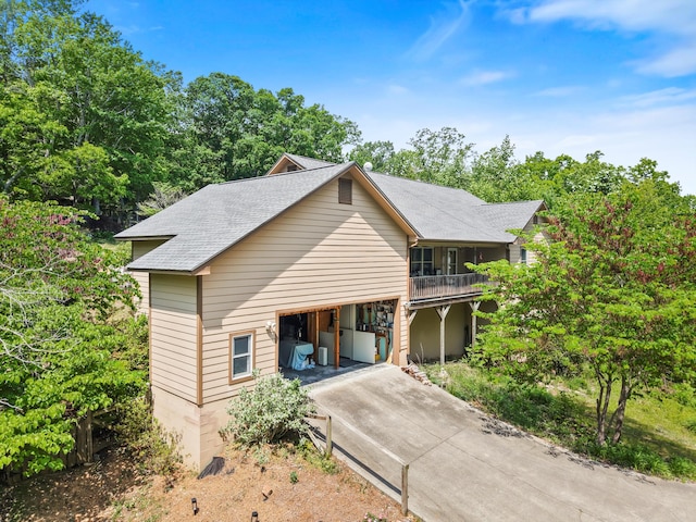 798 Deerfield Ln, Sugar Valley, GA 30746 - rustic home featuring driveway and roof with shingles