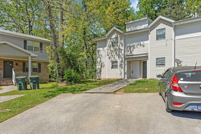 multi unit property with a front yard