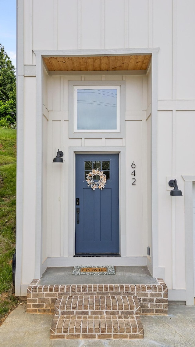 view of doorway to property