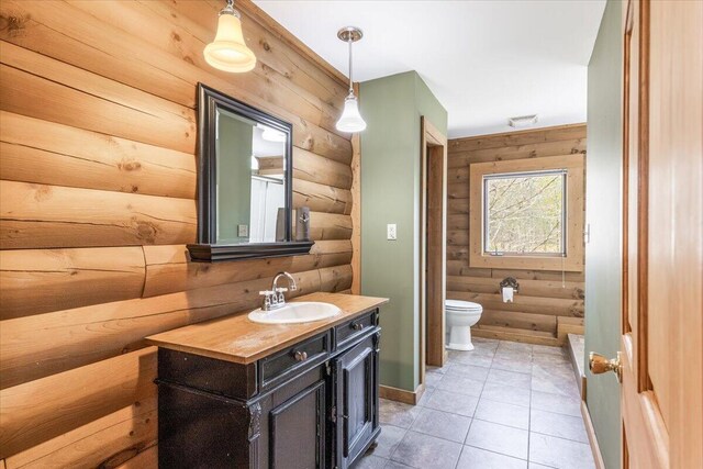 159 Eagle Creek Trl, Rising Fawn, GA 30738 - bathroom with visible vents, log walls, vanity, and toilet