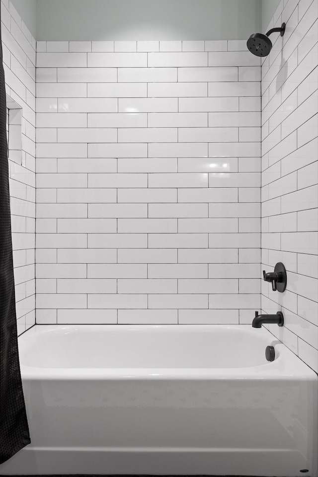 7407 Pond Vw, Harrison, TN 37341 - bathroom with shower / tub combo