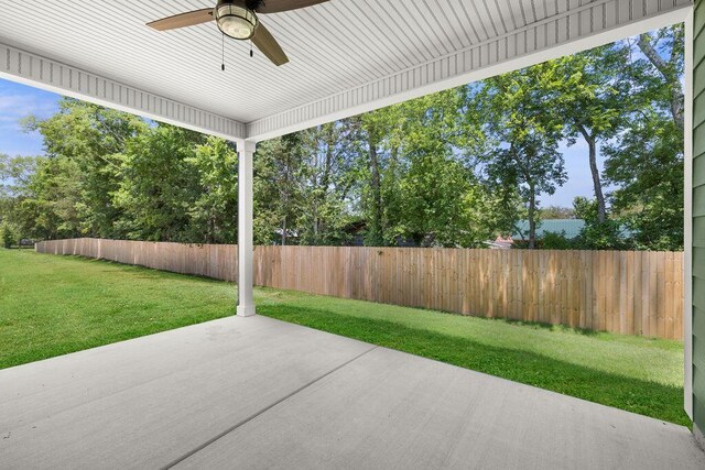 370 Winchester Dr Unit 70, Rossville, GA 30741 - fenced backyard featuring a ceiling fan and a patio