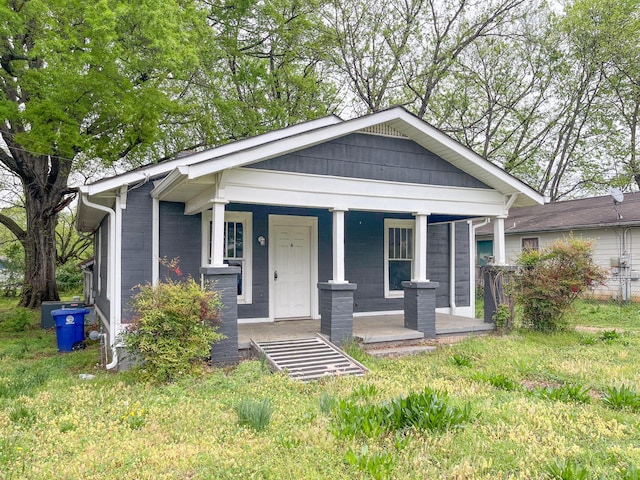 1241 E 35th St, Chattanooga, TN 37407 - bungalow-style house featuring covered porch
