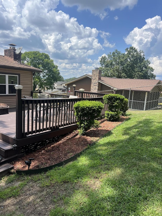 2288 Edgmon Forest Ln, Chattanooga, TN 37421 - view of grassy yard with a wooden deck