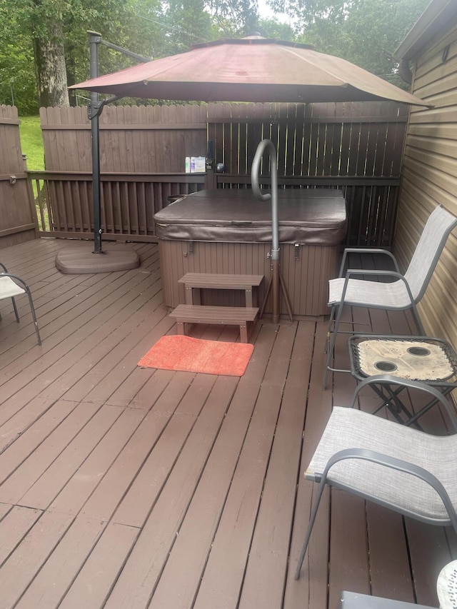 2288 Edgmon Forest Ln, Chattanooga, TN 37421 - wooden terrace with a hot tub