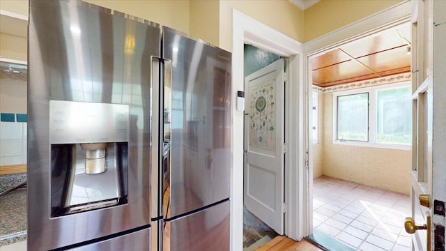 159 Gardner St, Chattanooga, TN 37411 - kitchen featuring stainless steel refrigerator with ice dispenser