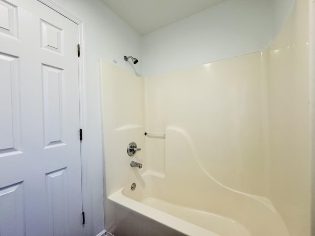 full bath featuring shower / bathing tub combination