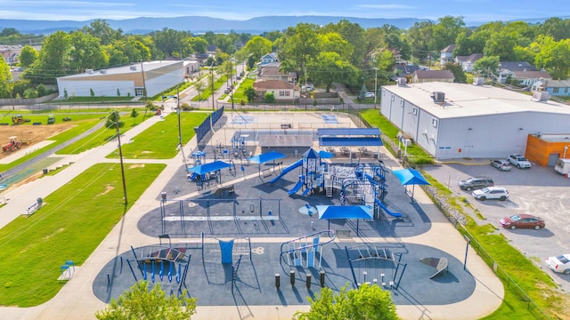 2211 Kirby Ave, Chattanooga, TN 37404 - bird's eye view of a mountainous background and a community park