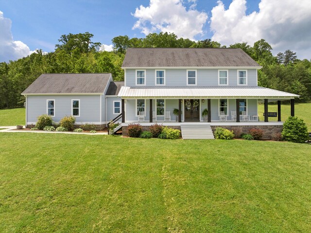 13111 Jones Gap Rd, Soddy Daisy, TN 37379 - view of front facade featuring covered porch and a front lawn