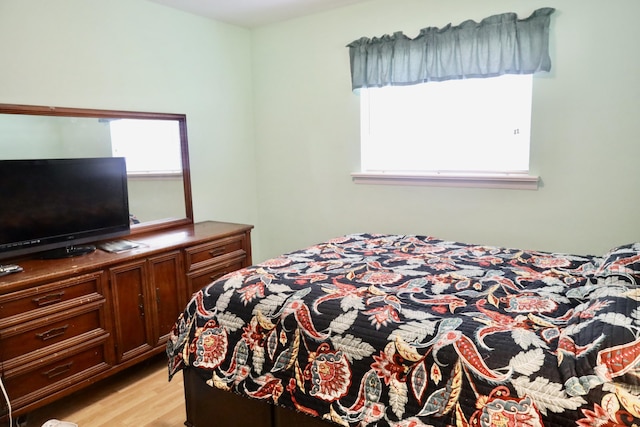 3421 Franklin Dr, Chattanooga, TN 37419 - bedroom with light wood finished floors
