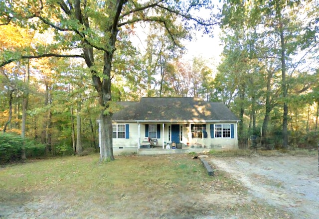 405 Spring St, Monteagle, TN 37356 - single story home with covered porch and crawl space