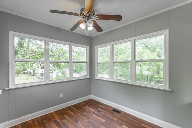 1812 John Ross Rd, Chattanooga, TN 37412 - spare room with dark wood-type flooring, crown molding, a ceiling fan, a textured ceiling, and baseboards