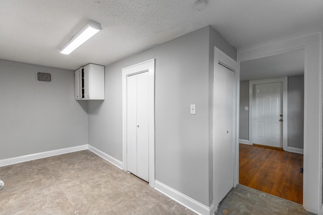 1812 John Ross Rd, Chattanooga, TN 37412 - additional living space featuring baseboards and a textured ceiling
