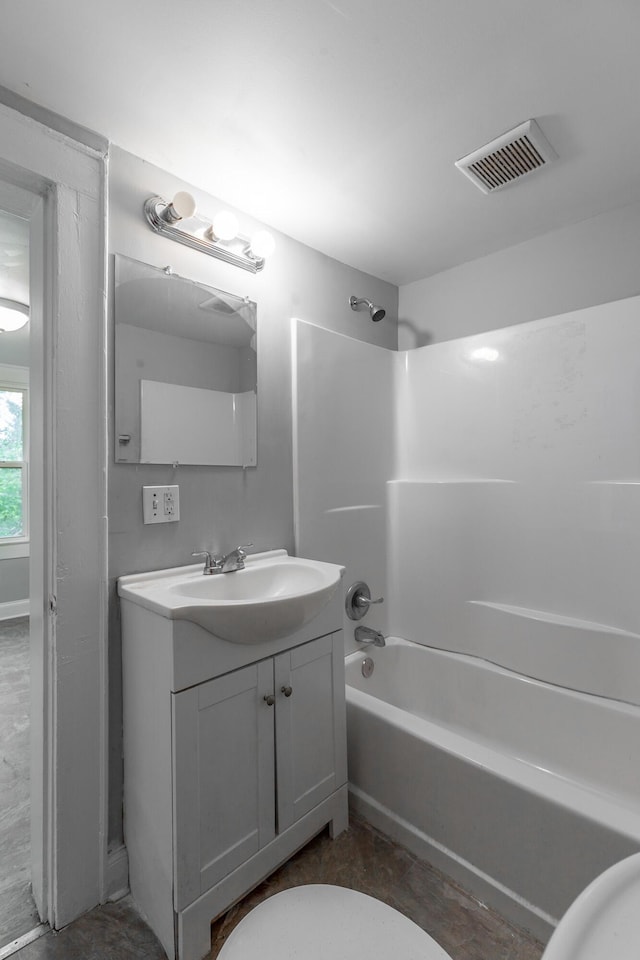 1812 John Ross Rd, Chattanooga, TN 37412 - full bathroom featuring bathtub / shower combination, vanity, and toilet